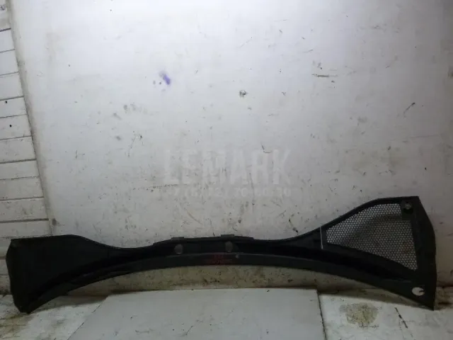 Решетка стеклооч. (планка под лобовое стекло) для  Cadillac SRX 2009-2016
