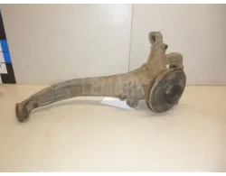 Кулак поворотный передний левый