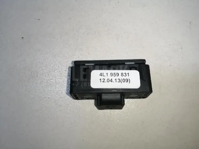 Кнопка открывания багажника для  Ford Edge 2007-2015