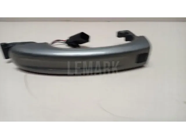 Ручка двери наружная для  Ford Escape EUR 2007-2009