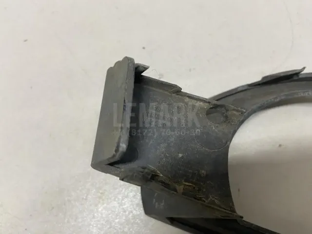 Рамка противотуманной фары левой для  BAIC
