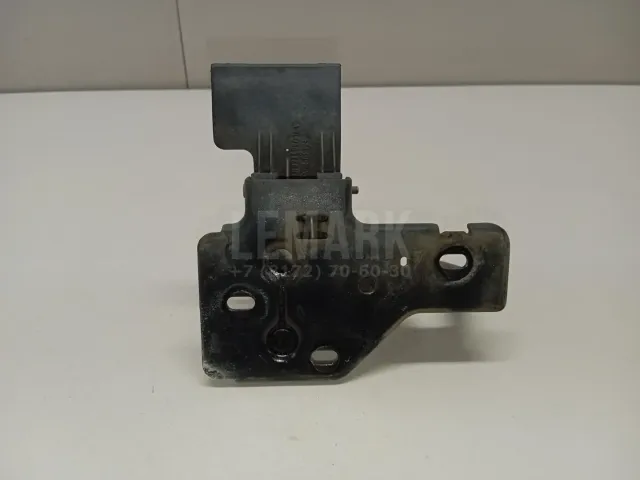 Крючок капота для  Ford Mondeo V 2015-2022