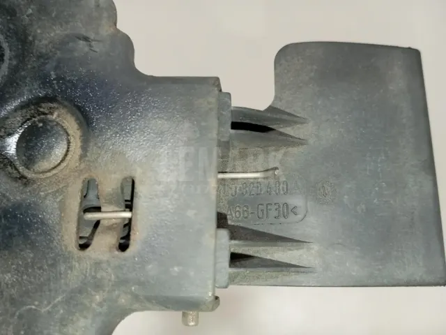 Крючок капота для  Ford Mondeo V 2015-2022