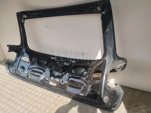 Дверь багажника для  Citroen C6 2006-2012