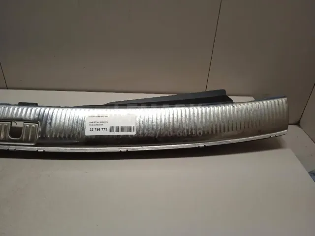 Обшивка багажника для  BMW Z4 E85/E86 2002-2008