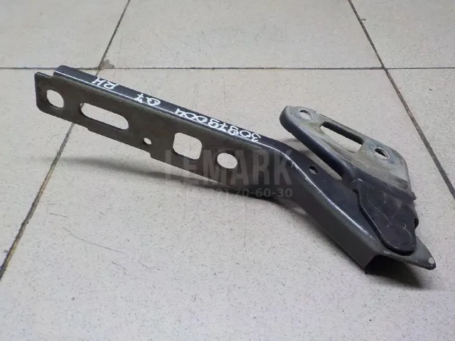 Петля капота правая для  Audi A3 (8L1) 1996-2003