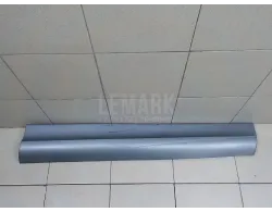 Накладка двери передней правой