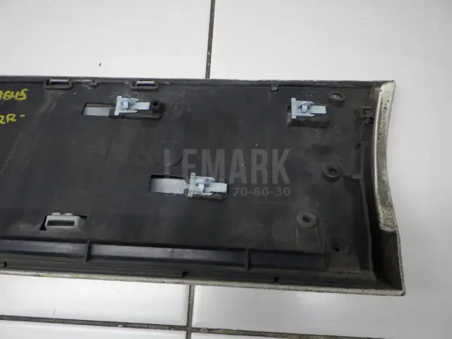 Накладка двери задней правой для  Audi A3 [8V] 2013-2020