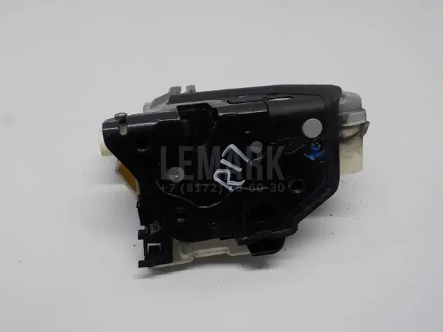Замок двери передней правой для  Audi A3 [8V] 2013-2020