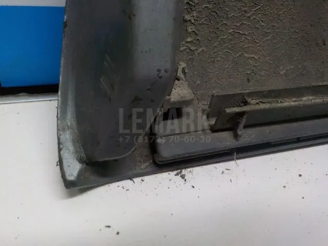 Накладка двери передней левой для  Ford Fiesta 2017