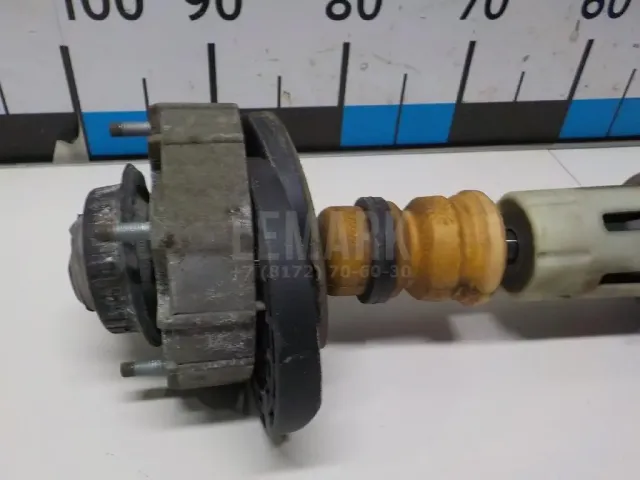 Опора передней пружины нижняя