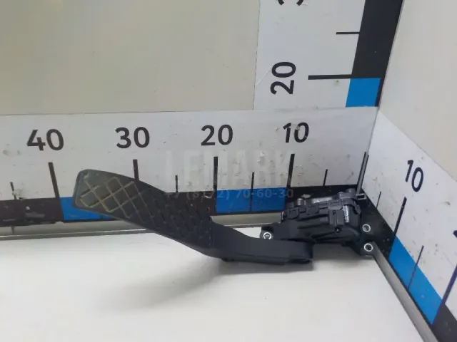 Педаль газа