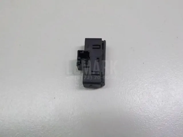 Кнопка открывания багажника для  Audi TT(8N) 1998-2006