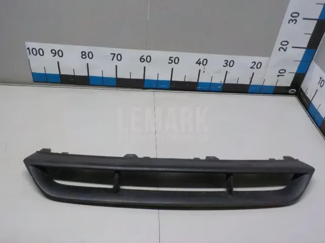 Решетка в бампер центральная для  Haima