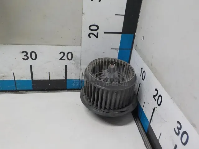 Моторчик отопителя