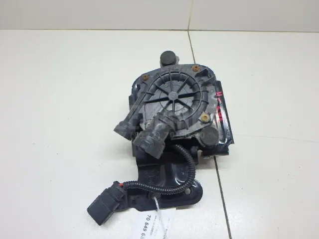 Насос воздушный для  Ford Kuga 2008-2012
