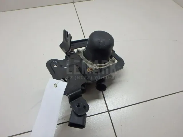 Насос воздушный для  Ford Kuga 2008-2012