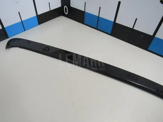 Накладка стекла заднего правого для  Acura MDX 2001-2006