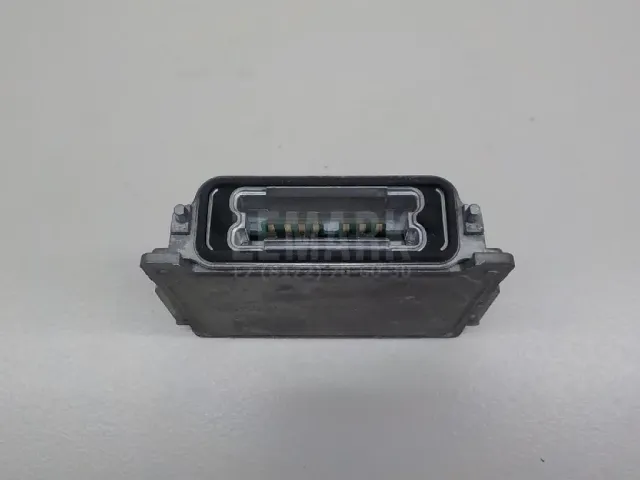 Блок ксеноновой лампы для  BMW X2 U10 2023
