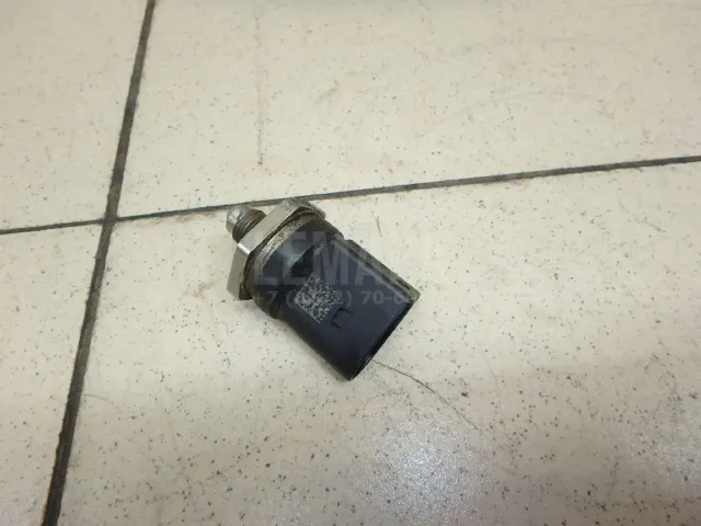 Датчик давления топлива