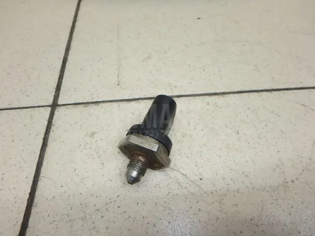 Датчик давления топлива