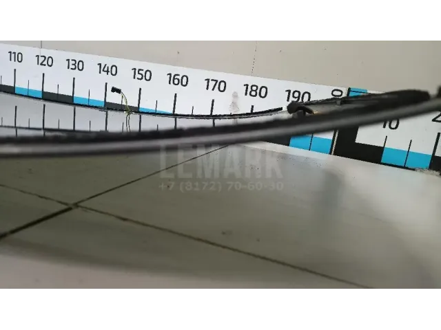 Стекло двери багажника