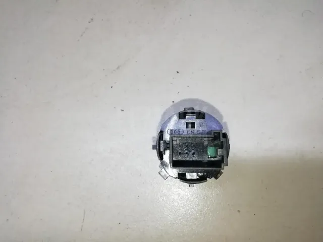 Кнопка запуска двигателя для  Great Wall HOVER H5 2010-2017