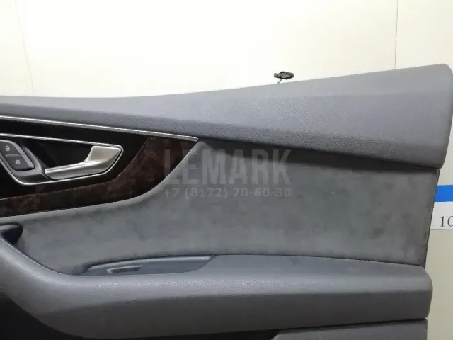 Обшивка двери передней правой для  Audi Q5 [8R] 2008-2017