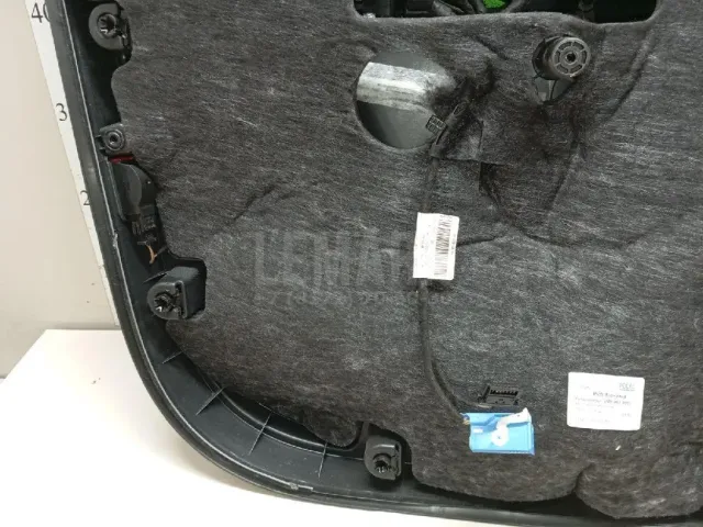 Обшивка двери передней правой для  Chevrolet Corvette (C7) 2013-2019
