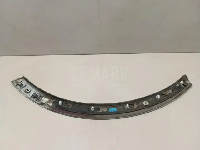 Накладка заднего крыла правого для  BMW X3 E83 2004-2010