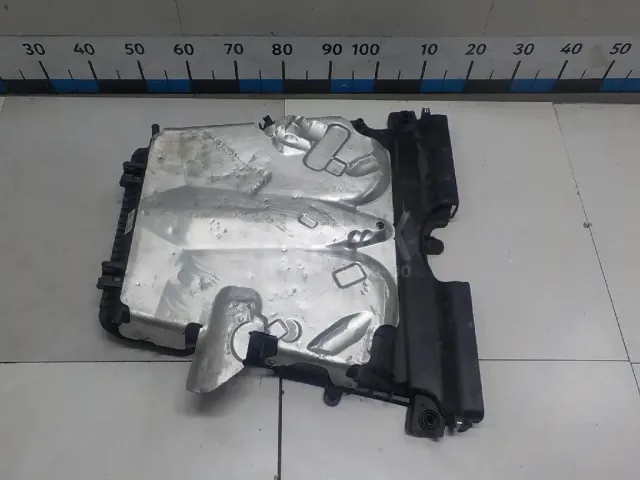 Корпус воздушного фильтра для  BMW X5 E70 2007-2013