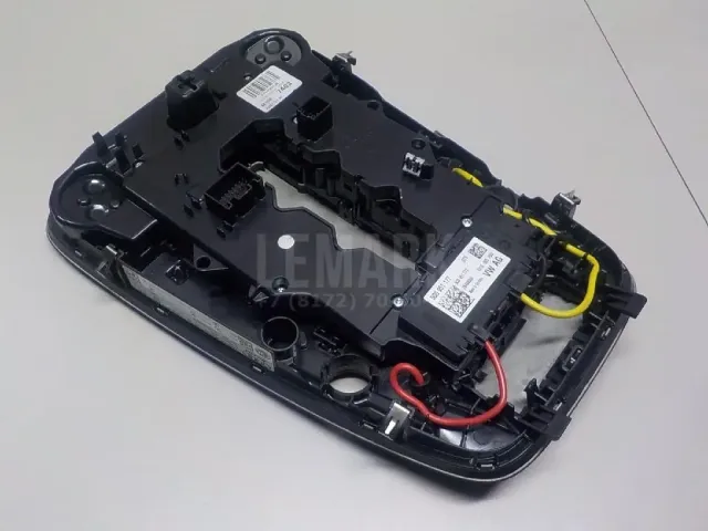 Плафон салонный для  BMW 7-serie G11/G12 2015-2022