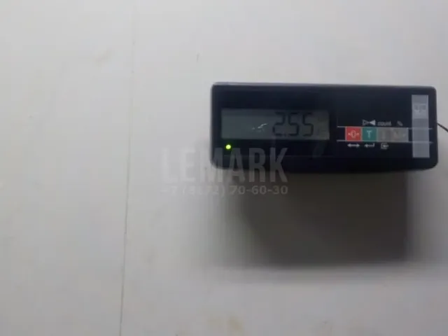 Спойлер (дефлектор) багажника