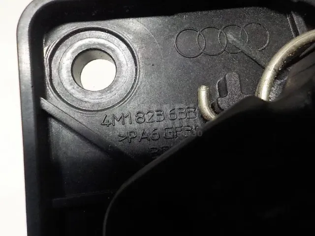 Кронштейн ручки открывания капота для  BMW 1-serie E82/E88 2007-2013