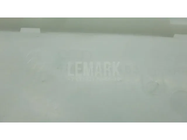 Бачок омывателя лобового стекла