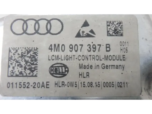 Блок ксеноновой лампы для  Audi Q3 (F3B) 2018