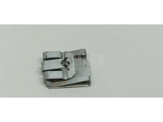 Скоба крепежная для  Ford Mondeo III 2000-2007