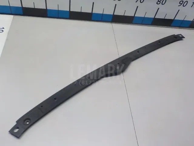 Уплотнитель капота для  Audi A2 [8Z0] 2000-2005