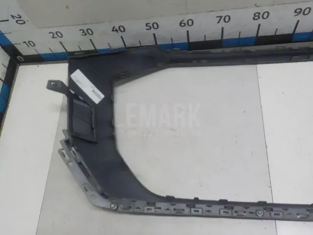 Накладка на решетку радиатора для  Audi Allroad quattro 2006-2012