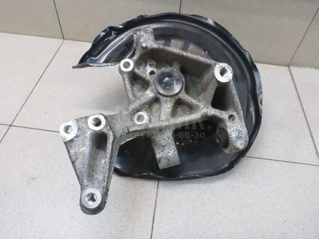 Кулак поворотный задний правый для  Audi A3 [8V] 2013-2020