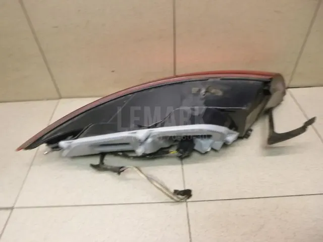 Фонарь задний правый для  Cadillac SRX 2009-2016