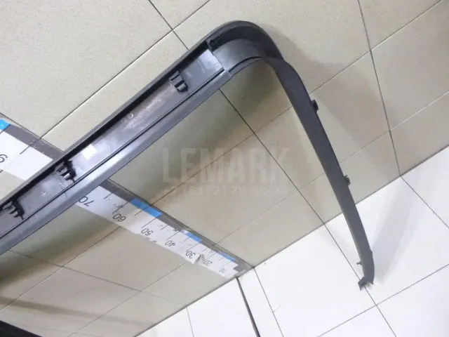 Обшивка двери багажника для  BMW 7-serie E65/E66 2001-2008