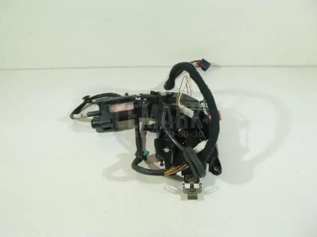 Кронштейн зеркала левый для  CASE SV300 2012