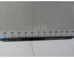 Накладка стекла переднего левого