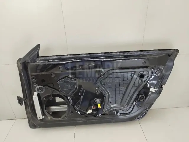 Дверь передняя правая для  Chevrolet Silverado 1998-2007