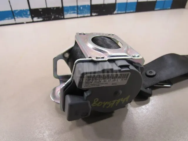 Ремень безопасности с пиропатроном для  Ford Fiesta 2001-2008
