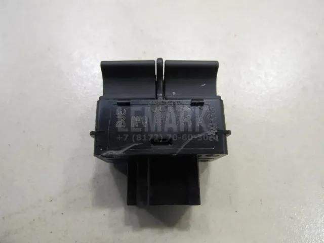 Кнопка открывания багажника для  Audi A3 [8PA] Sportback 2004-2013