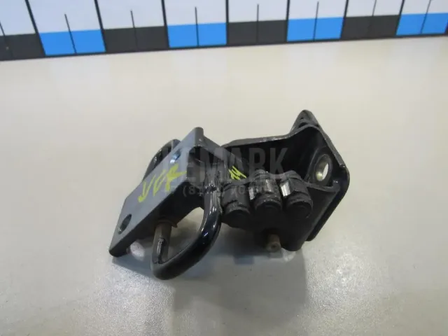 Петля двери передней правой нижняя для  Ford Kuga 2008-2012