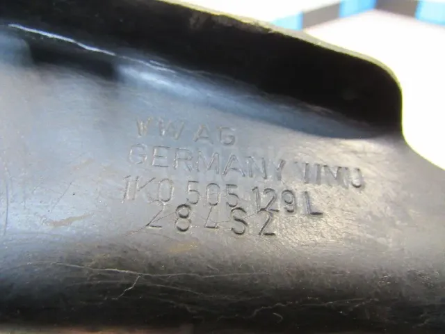 Кронштейн (п.з.к.) для  Ford Focus I 1998-2005