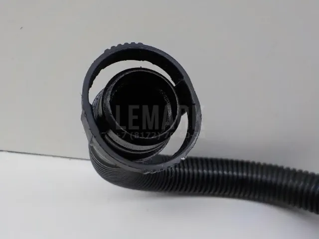Трубка картерных газов